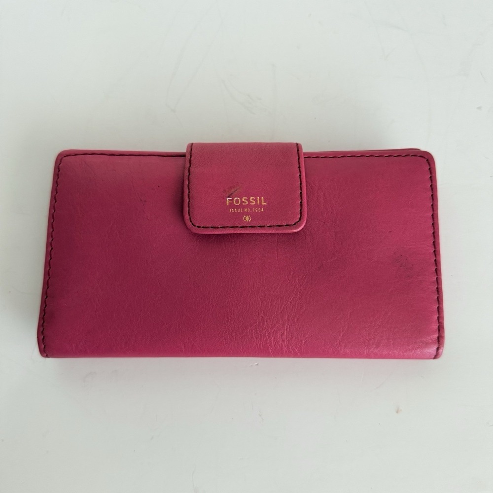 Fossil Issue No. 1954 Pink Wallet Bifold Snap Faux Leather 12 Card ID Zip Pocket